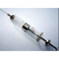 Шприц с металлическим поршнем 20 см3