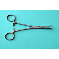 Зажим кровоостанавливающий 1х2 зубчатый зубчатый (Кохера 160 мм) № 1